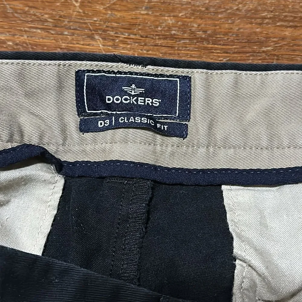 Dockers Men’s 03 Classic Fit Dress Pants, Black, Sz 32x32